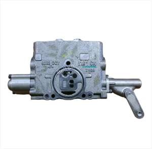 AT456764 - VALVE,CONTROL,HYDRAULIC